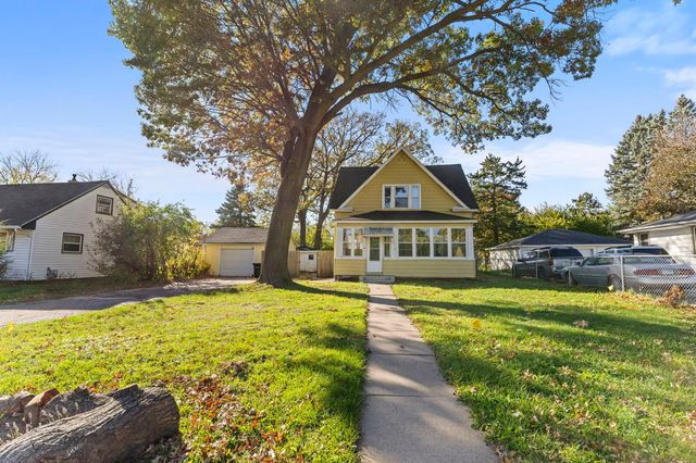 1751 Clarence Street, Maplewood, MN 55109