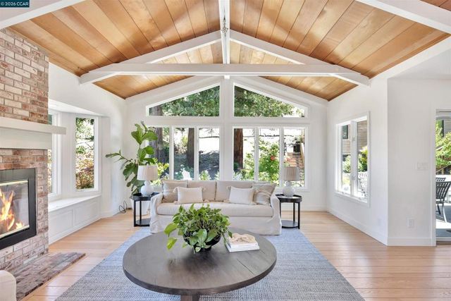 3168 Lucas Dr, Lafayette, CA 94549