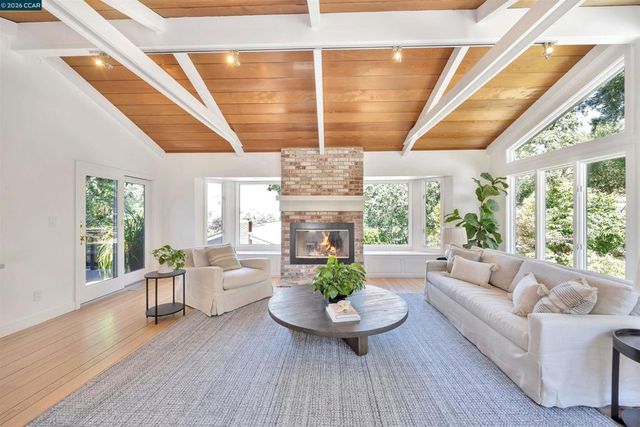 3168 Lucas Dr, Lafayette, CA 94549