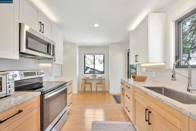 3168 Lucas Dr, Lafayette, CA 94549