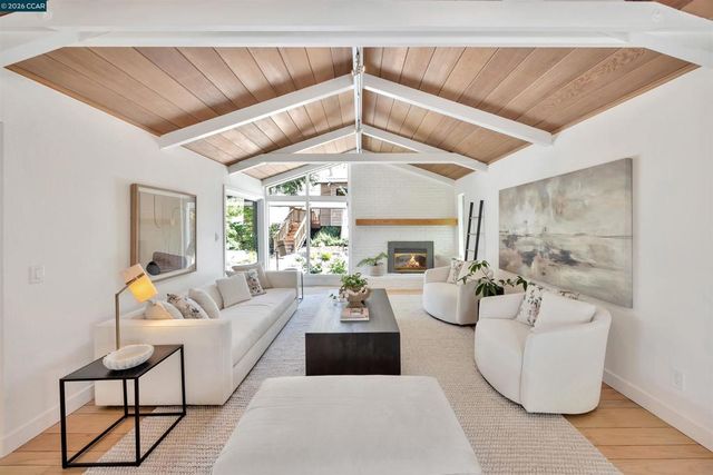 3168 Lucas Dr, Lafayette, CA 94549