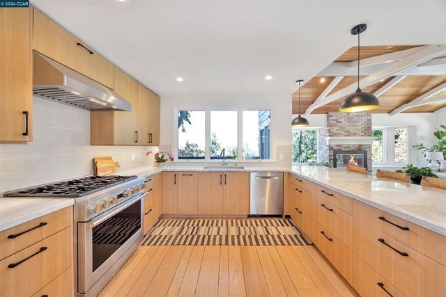 3168 Lucas Dr, Lafayette, CA 94549