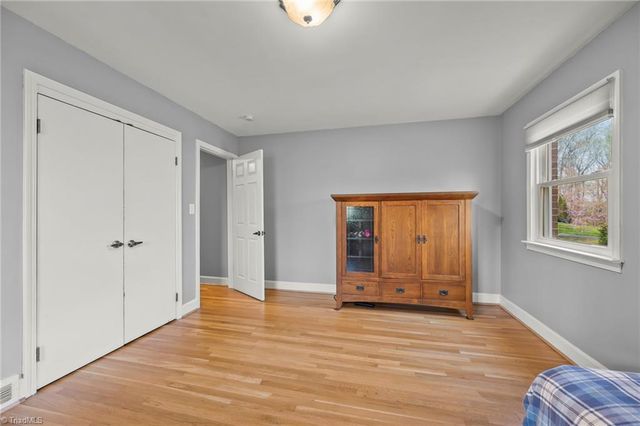 3301 Midkiff Road, Winston-salem, NC 27106