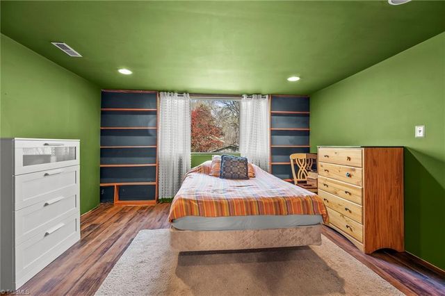 3301 Midkiff Road, Winston-salem, NC 27106
