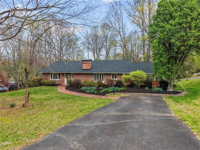 3301 Midkiff Road, Winston-salem, NC 27106
