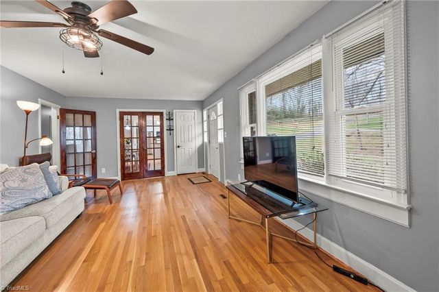 3301 Midkiff Road, Winston-salem, NC 27106