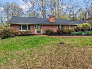 3301 Midkiff Road, Winston-salem, NC 27106