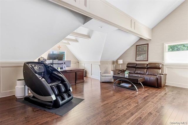 15 Teal Crescent, Great River, NY 11739