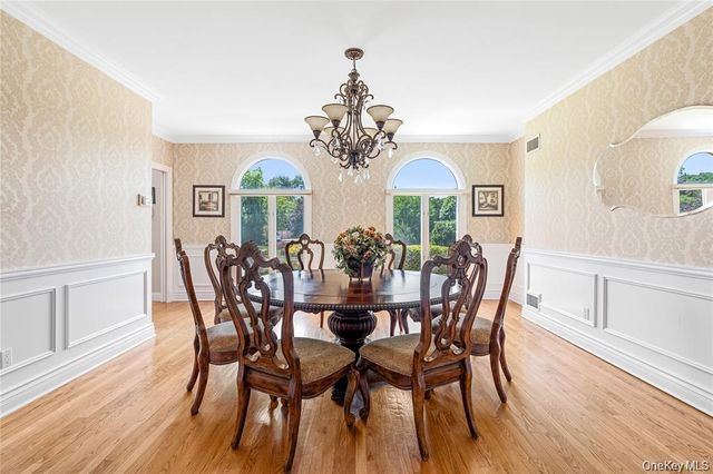 15 Teal Crescent, Great River, NY 11739