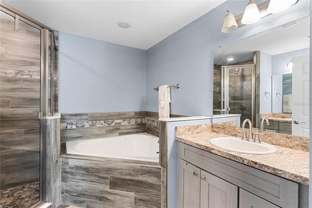 318 BENNETT STREET, Auburndale, FL 33823