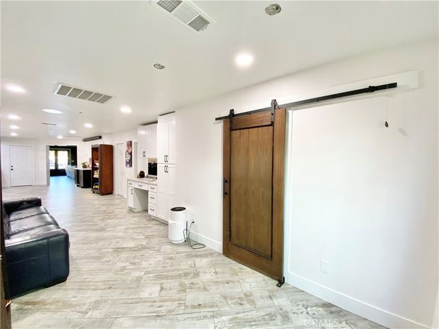 15925 Winchester Way, Riverside, CA 92508