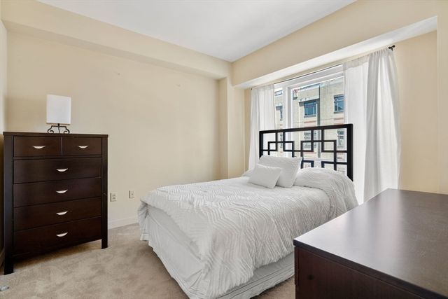 1 Nassau St 1002, Boston, MA 02111