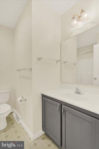 170 MORNINGSTAR CT, Hanover, PA 17331