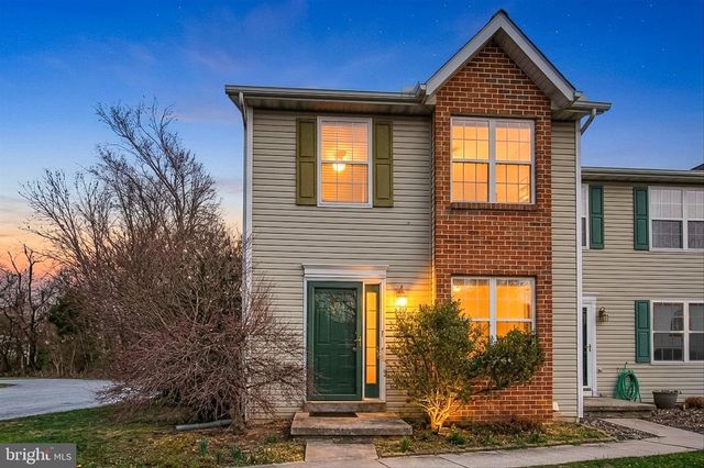 170 MORNINGSTAR CT, Hanover, PA 17331