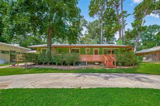 9495 Thousand Oaks Loop, Montgomery, TX 77316