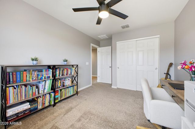 7629 W Fetlock Trail, Peoria, AZ 85383