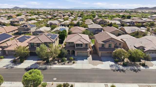 7629 W Fetlock Trail, Peoria, AZ 85383