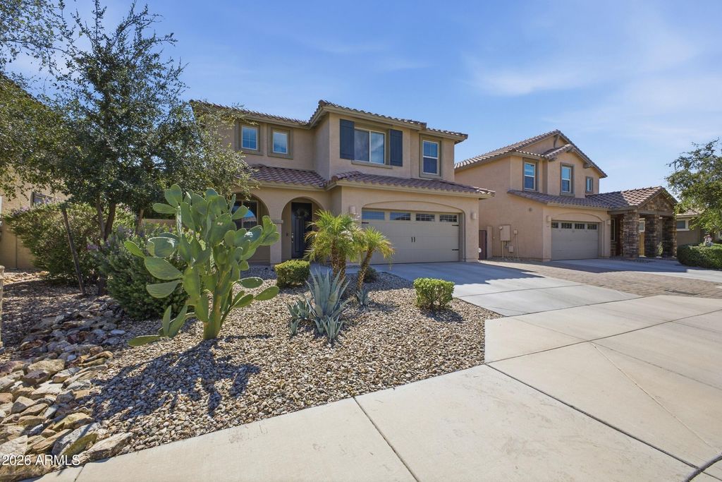 7629 W Fetlock Trail, Peoria, AZ 85383 — photo 2