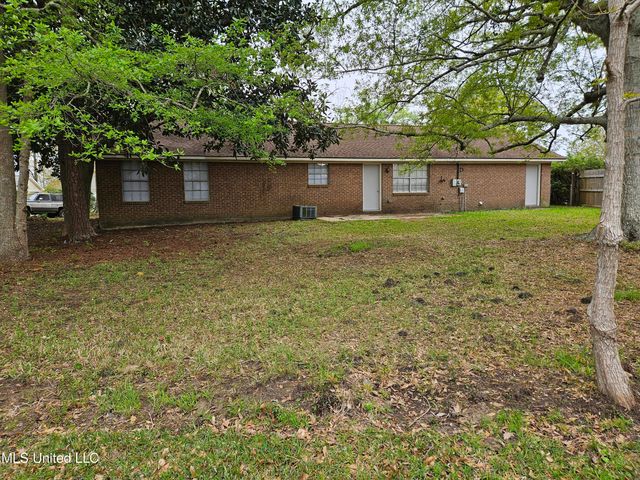 11220 Alden Cove, Gulfport, MS 39503