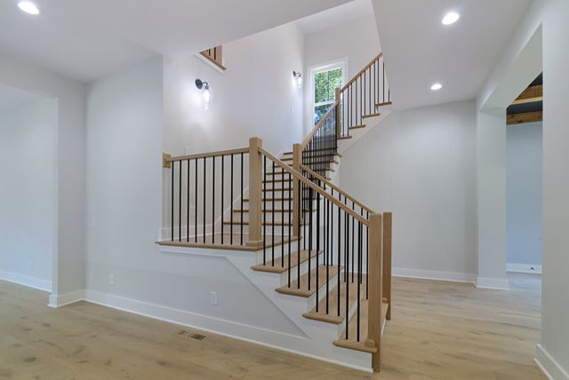 337 Vanderbilt Rd, Mount Juliet, TN 37122