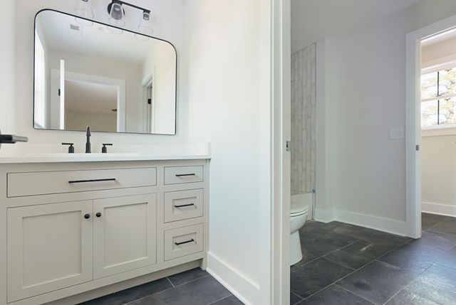 337 Vanderbilt Rd, Mount Juliet, TN 37122