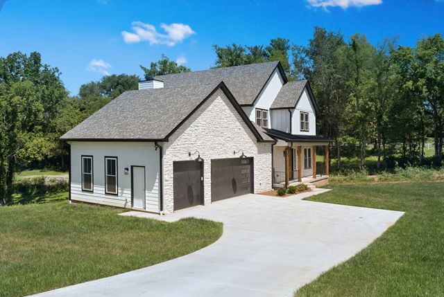 337 Vanderbilt Rd, Mount Juliet, TN 37122