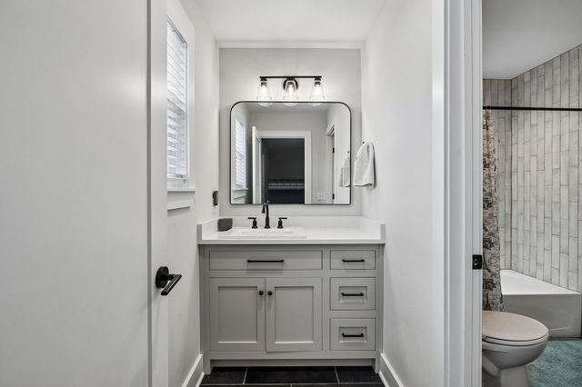 337 Vanderbilt Rd, Mount Juliet, TN 37122