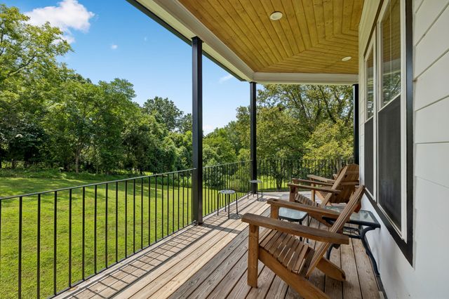 337 Vanderbilt Rd, Mount Juliet, TN 37122