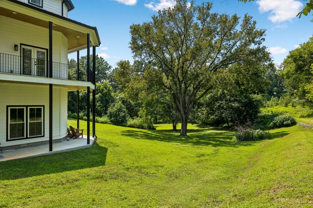 337 Vanderbilt Rd, Mount Juliet, TN 37122