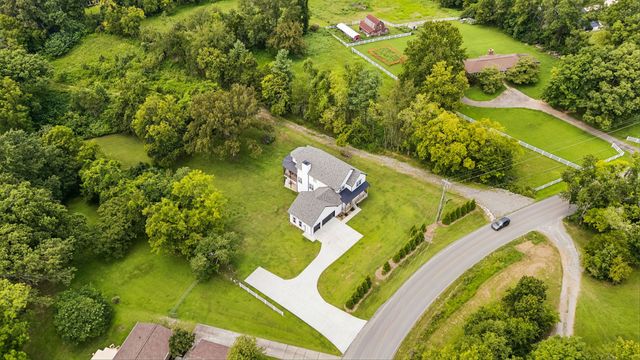 337 Vanderbilt Rd, Mount Juliet, TN 37122