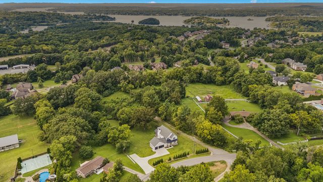 337 Vanderbilt Rd, Mount Juliet, TN 37122