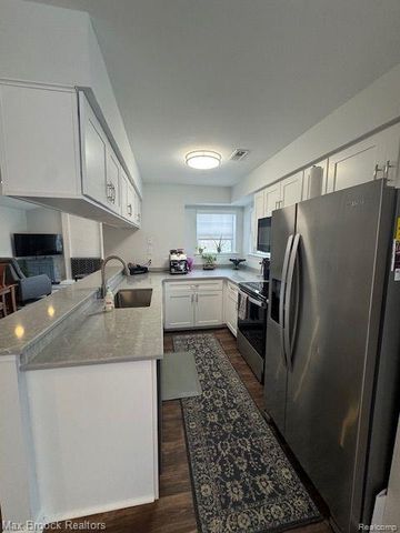 6624 Firestone Court, West Bloomfield, MI 48322