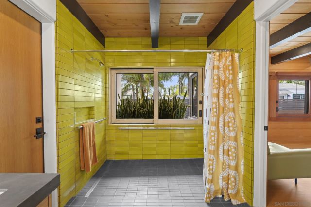 4771 Newport Ave, San Diego, CA 92107