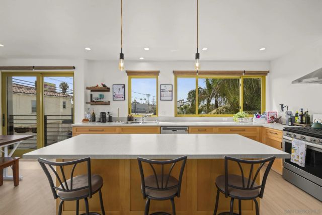 4771 Newport Ave, San Diego, CA 92107