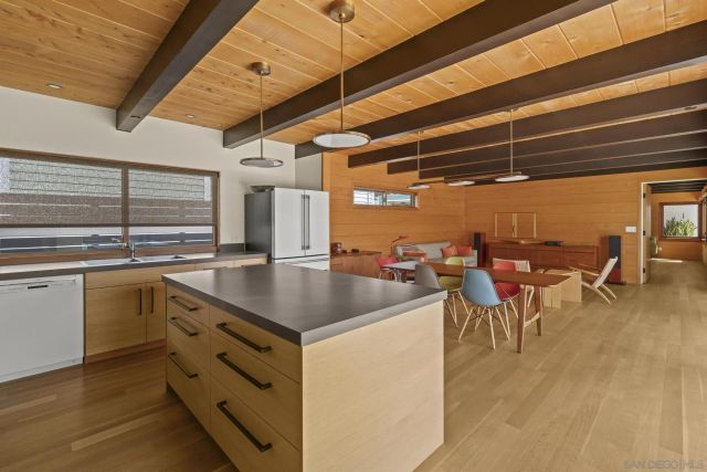 4771 Newport Ave, San Diego, CA 92107