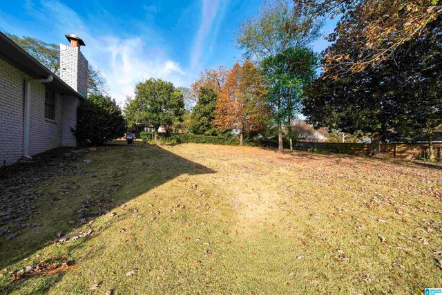 637 WINWOOD DRIVE, Vestavia Hills, AL 35226