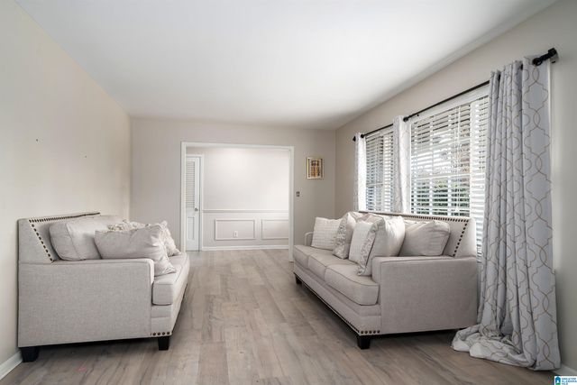 637 WINWOOD DRIVE, Vestavia Hills, AL 35226