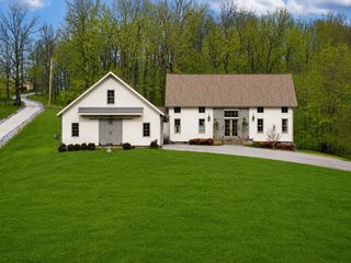 712 Highway 48, S, Dickson, TN 37055
