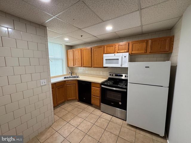 1300 N FRENCH ST, Wilmington, DE 19801