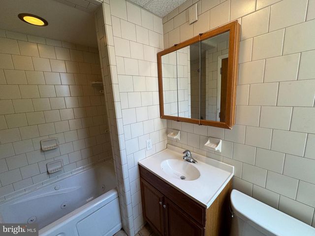 1300 N FRENCH ST, Wilmington, DE 19801