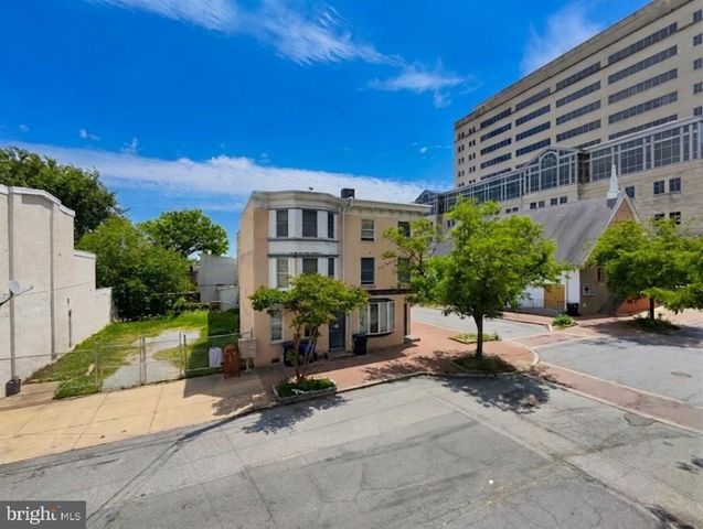 1300 N FRENCH ST, Wilmington, DE 19801