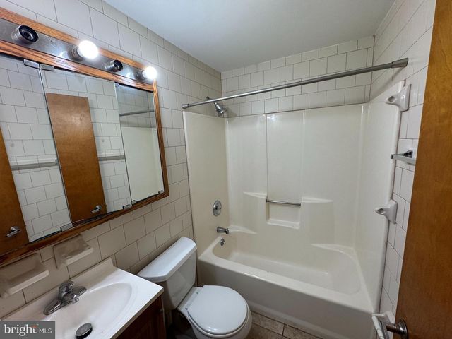 1300 N FRENCH ST, Wilmington, DE 19801