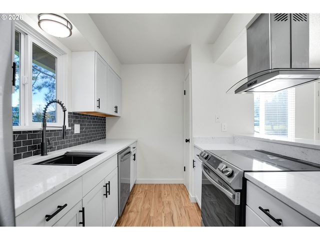 1553 Ne HALE Pl, Gresham, OR 97030