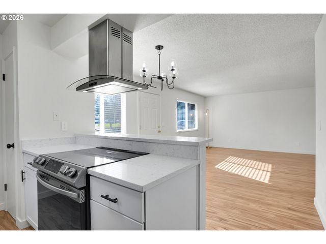 1553 Ne HALE Pl, Gresham, OR 97030