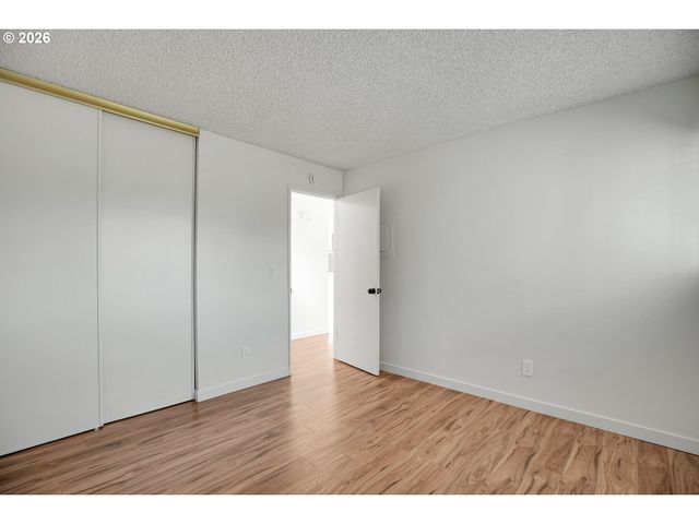 1553 Ne HALE Pl, Gresham, OR 97030