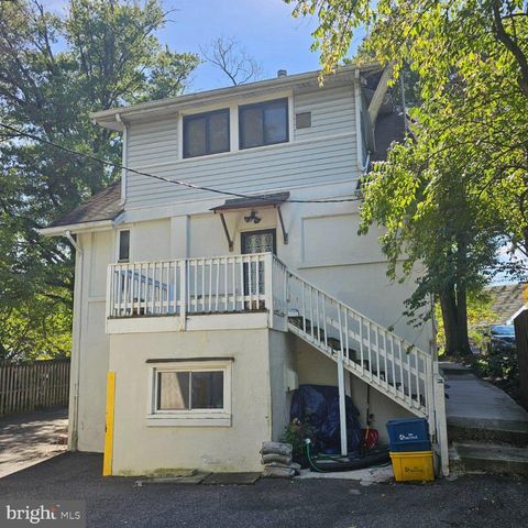6839 EASTERN AVE NW, Takoma Park, MD 20912