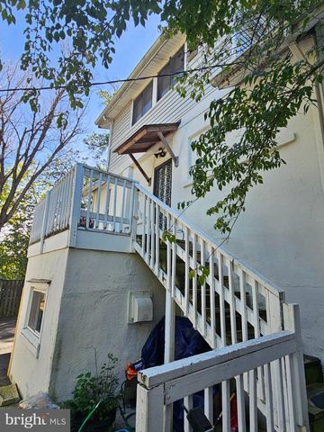 6839 EASTERN AVE NW, Takoma Park, MD 20912