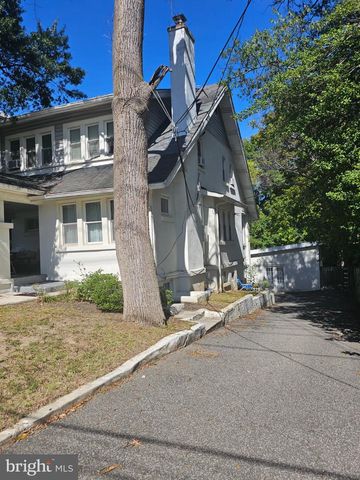 6839 EASTERN AVE NW, Takoma Park, MD 20912