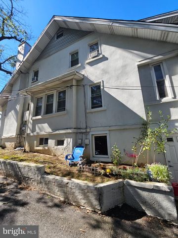 6839 EASTERN AVE NW, Takoma Park, MD 20912