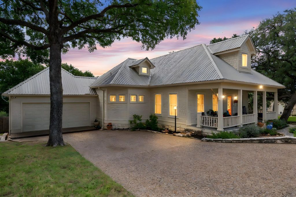 407 Crestview DR, Marble Falls, TX 78654